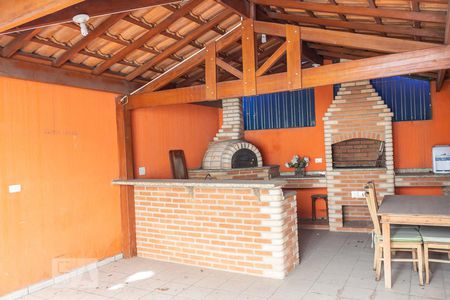 Casa à venda com 270m², 3 quartos e 4 vagasChurrasqueira