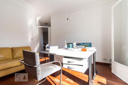 Escritório de casa de condomínio à venda com 4 quartos, 360m² em Alphaville, Santana de Parnaíba