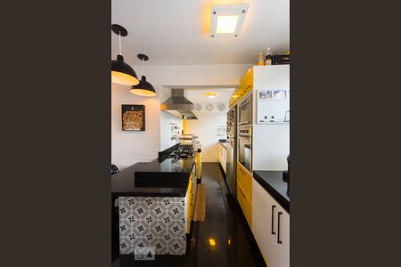 Apartamento para alugar com 125m², 3 quartos e 1 vagaCOzinha