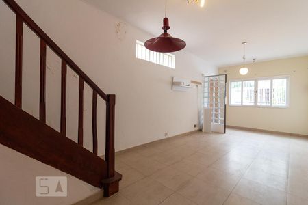 Sala de casa à venda com 2 quartos, 150m² em Campo Belo, São Paulo