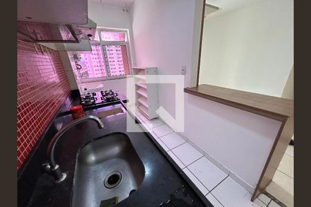 Cozinha de apartamento para alugar com 2 quartos, 51m² em Del Castilho, Rio de Janeiro