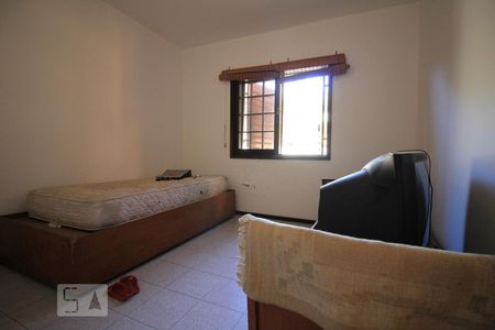 Casa à venda com 570m², 4 quartos e 3 vagasQuarto de serviço 1