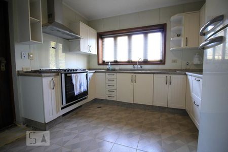 Casa à venda com 570m², 4 quartos e 3 vagasCozinha
