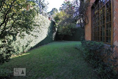 Casa à venda com 570m², 4 quartos e 3 vagasJardim