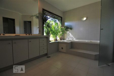 Casa à venda com 570m², 4 quartos e 3 vagasBanheiro