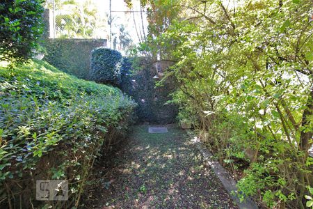 Casa à venda com 570m², 4 quartos e 3 vagasJardim