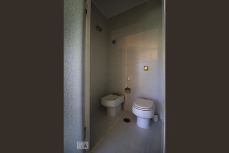 Casa à venda com 570m², 4 quartos e 3 vagasBanheiro