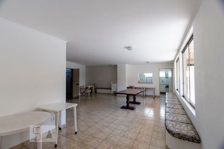 Apartamento à venda com 68m², 2 quartos e 1 vagaSalão de Festas