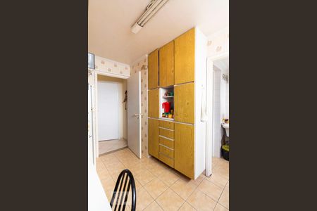 Apartamento à venda com 68m², 2 quartos e 1 vagaCozinha