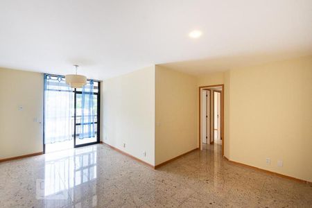Apartamento à venda com 98m², 2 quartos e 2 vagasSala