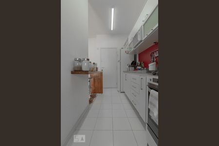 Apartamento à venda com 57m², 2 quartos e 1 vaga Apartamento à venda com 57m², 2 quartos e 1 vagaCozinha