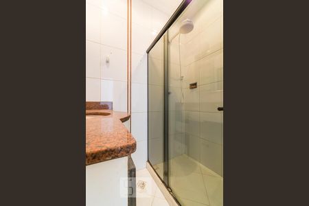 Casa de condomínio para alugar com 70m², 2 quartos e sem vagaBanheiro