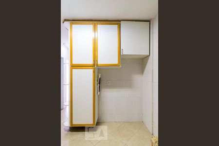 Casa de condomínio para alugar com 70m², 2 quartos e sem vagaCozinha - Armários