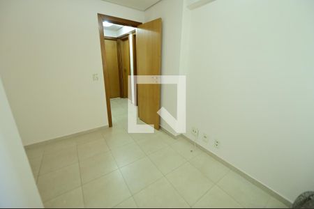 Apartamento para alugar com 100m², 3 quartos e 2 vagas Apartamento para alugar com 100m², 3 quartos e 2 vagasQuarto