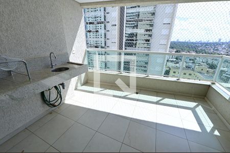Apartamento para alugar com 100m², 3 quartos e 2 vagas Apartamento para alugar com 100m², 3 quartos e 2 vagasVaranda - Sala