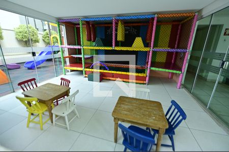 Apartamento para alugar com 100m², 3 quartos e 2 vagas Apartamento para alugar com 100m², 3 quartos e 2 vagasÁrea comum