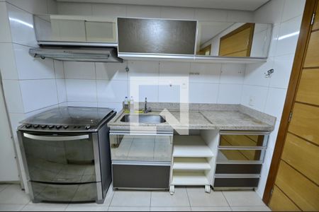 Apartamento para alugar com 100m², 3 quartos e 2 vagas Apartamento para alugar com 100m², 3 quartos e 2 vagasCozinha