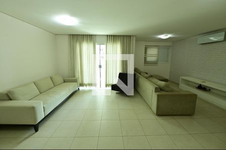 Apartamento para alugar com 100m², 3 quartos e 2 vagas Apartamento para alugar com 100m², 3 quartos e 2 vagasSala