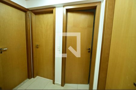 Apartamento para alugar com 100m², 3 quartos e 2 vagas Apartamento para alugar com 100m², 3 quartos e 2 vagasCorredor