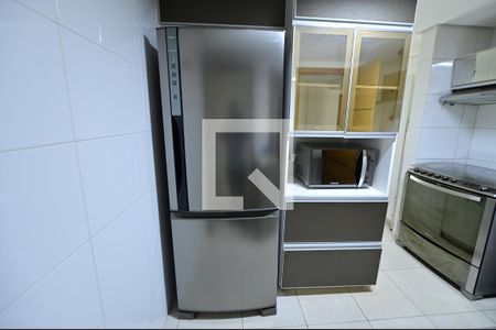 Apartamento para alugar com 100m², 3 quartos e 2 vagas Apartamento para alugar com 100m², 3 quartos e 2 vagasCozinha