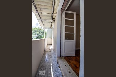 Quarto 1 varanda de apartamento para alugar com 2 quartos, 126m² em Consolação, São Paulo