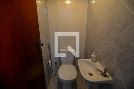 Casa à venda com 120m², 2 quartos e sem vaga Casa à venda com 120m², 2 quartos e sem vagaBanheiro de Serviço