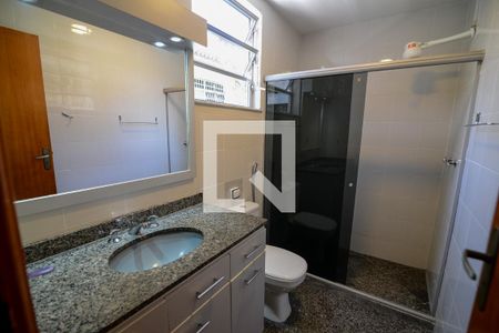 Casa à venda com 120m², 2 quartos e sem vaga Casa à venda com 120m², 2 quartos e sem vagaBanheiro