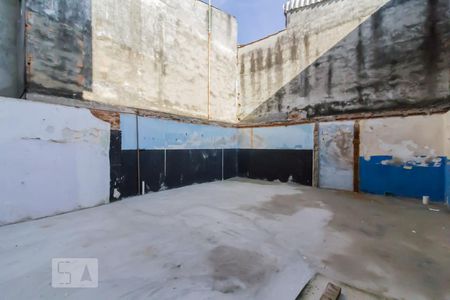 Casa para alugar com 110m², 2 quartos e 1 vagaQuintal