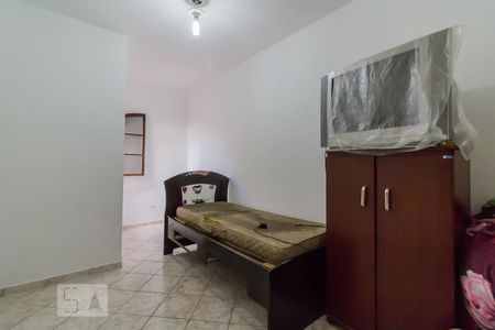 Quarto de casa para alugar com 2 quartos, 110m² em Vila Galvão, Guarulhos