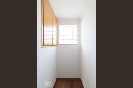 Corredor Suíte 3 e 2 de casa à venda com 5 quartos, 342m² em Jardim Franca, São Paulo