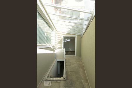 Quintal de casa à venda com 5 quartos, 342m² em Jardim Franca, São Paulo