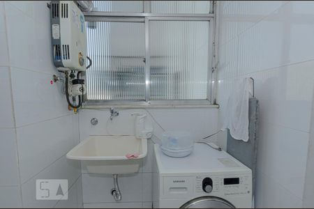Área de Serviço de apartamento para alugar com 2 quartos, 110m² em Grajau, Rio de Janeiro