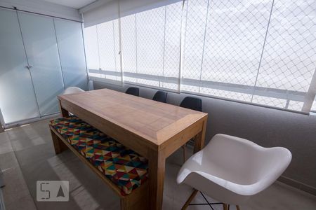 Varanda de apartamento à venda com 2 quartos, 66m² em Parque Industrial Tomas Edson, São Paulo