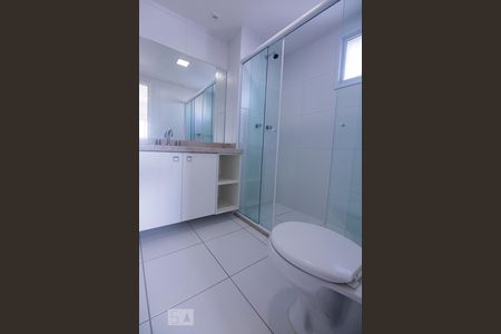 Banheiro Suíte de apartamento à venda com 2 quartos, 66m² em Parque Industrial Tomas Edson, São Paulo
