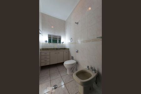 Quarto 3 - Suíte/ Banheiro de casa para alugar com 3 quartos, 400m² em Saúde, São Paulo