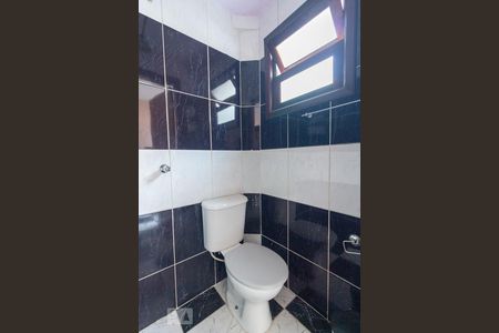 Casa à venda com 150m², 2 quartos e 4 vagasBanheiro de Serviço