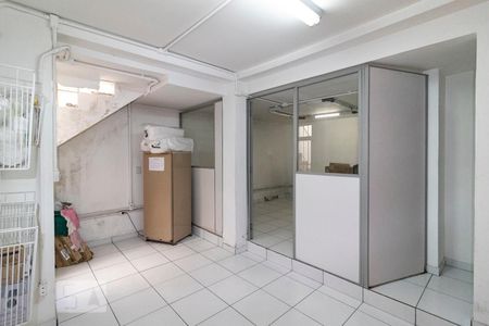 Casa à venda com 215m², 4 quartos e 2 vagas Casa à venda com 215m², 4 quartos e 2 vagasSala 5