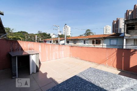 Casa à venda com 215m², 4 quartos e 2 vagas Casa à venda com 215m², 4 quartos e 2 vagasTerraço