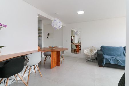 Apartamento à venda com 72m², 2 quartos e 1 vagaSala de jantar