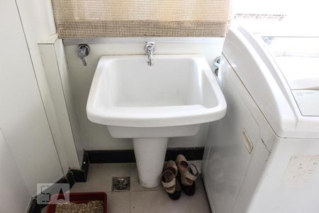 Apartamento para alugar com 101m², 2 quartos e 1 vaga Apartamento para alugar com 101m², 2 quartos e 1 vagaÁrea de serviço