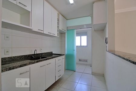 Apartamento à venda com 70m², 2 quartos e 2 vagasCozinha