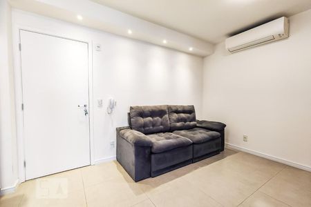 Sala de apartamento para alugar com 2 quartos, 57m² em Vila Andrade, São Paulo