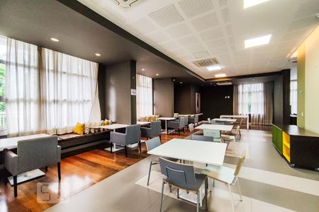 Apartamento para alugar com 57m², 2 quartos e 1 vaga Apartamento para alugar com 57m², 2 quartos e 1 vagaÁrea Comum - Salão de Festas