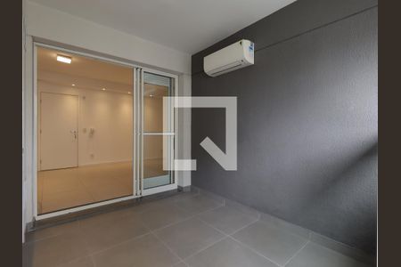 Varanda/ Área de Serviço de apartamento para alugar com 2 quartos, 57m² em Vila Andrade, São Paulo