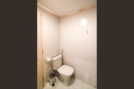 Apartamento à venda com 370m², 5 quartos e 3 vagas Apartamento à venda com 370m², 5 quartos e 3 vagasBanheiro da Suíte 1