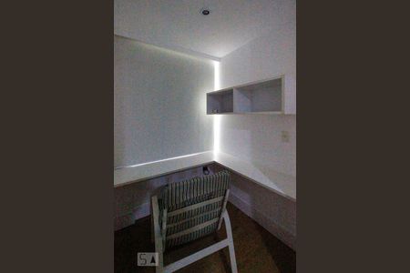 Apartamento à venda com 370m², 5 quartos e 3 vagas Apartamento à venda com 370m², 5 quartos e 3 vagasSuíte 2