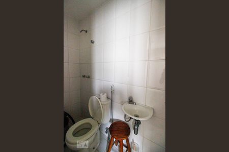 Apartamento à venda com 370m², 5 quartos e 3 vagas Apartamento à venda com 370m², 5 quartos e 3 vagasBanheiro de Serviço