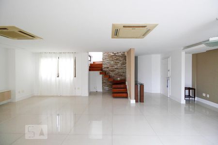 Apartamento à venda com 370m², 5 quartos e 3 vagas Apartamento à venda com 370m², 5 quartos e 3 vagasSala