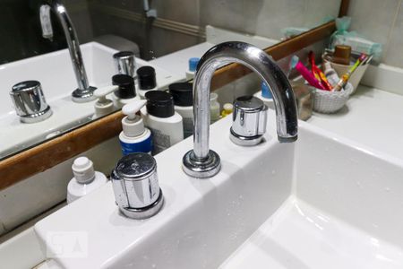 Apartamento à venda com 90m², 2 quartos e 1 vaga Apartamento à venda com 90m², 2 quartos e 1 vagaBanheiro da Suíte
