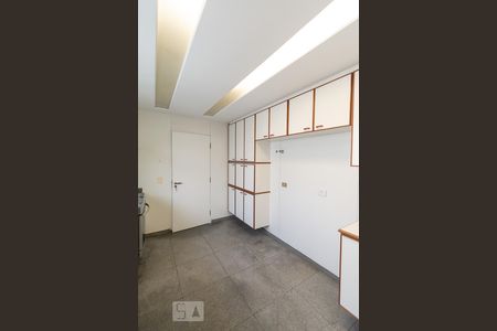 Apartamento à venda com 270m², 4 quartos e 3 vagasCozinha